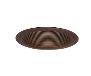 4 IN black baffle, white flange trim,