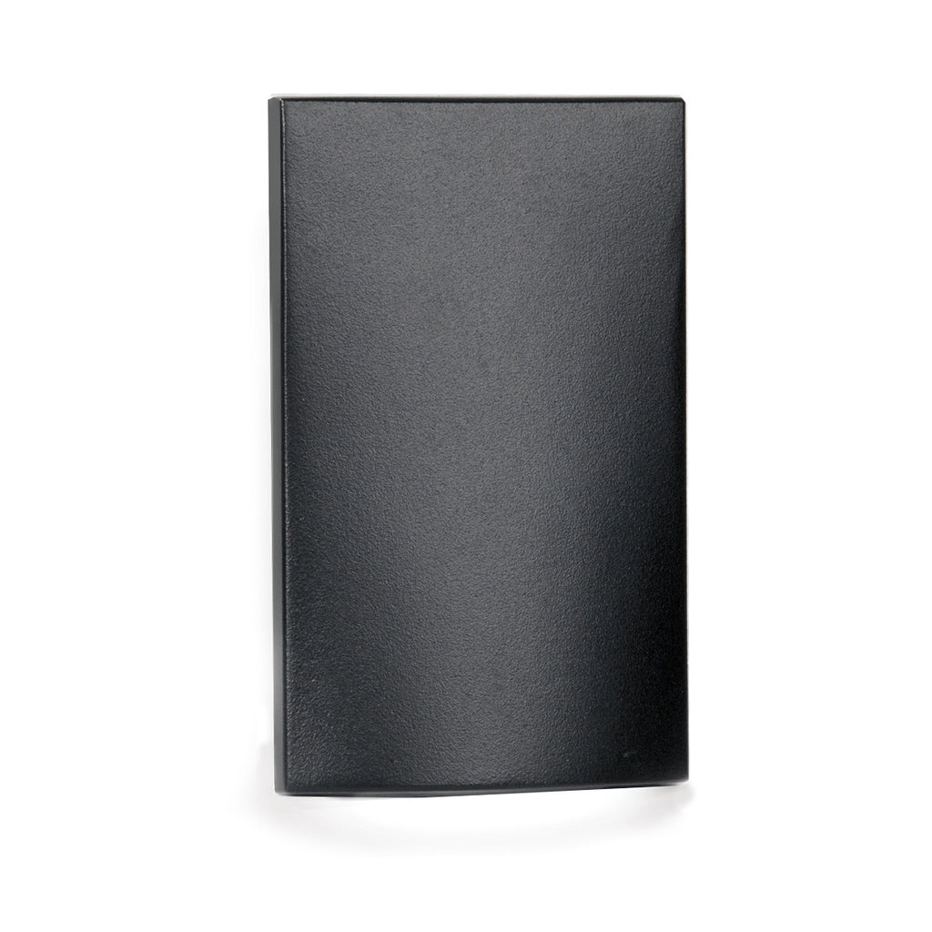 LED Low Voltage Vertical Scoop Step and Wall Light 2700K in Black