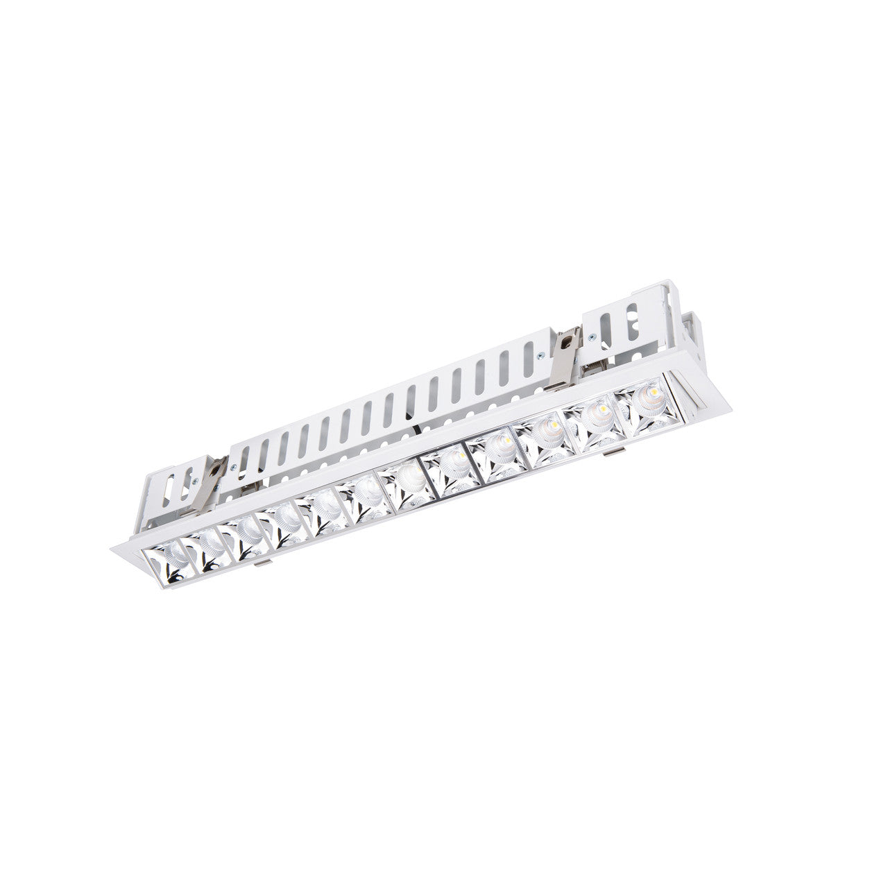 Multi Stealth Adjustable Trim 12 Cell Flood Beam 4000K 90CRI in Chrome/White