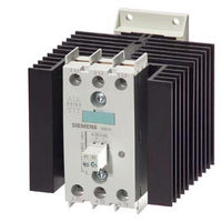 Siemens 3RF2420-1AC45 Sirius Semiconductor Relay Current Load 20A - 3RF2420-1AC45