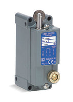 Heavy Duty Limit Switch, Plunger, Roller, 1NC/1NO, 15A at 600V AC, Actuator Location: Top - 9007AW36