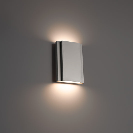 Layne 8in. LED Wall Sconce 3000K in Brushed Nickel